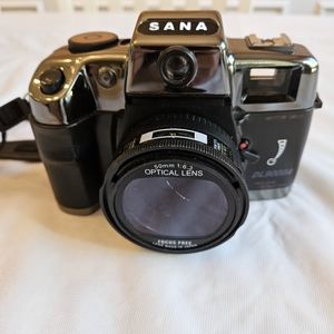 Vintage Sana DL9000A Film Camera 50mm Focus free lens Not tested.